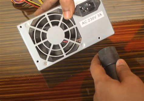 How To Clean PC Fans [5 Ways To Do It] - Tech4Gamers