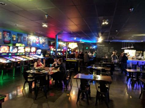TOKEN GAME TAVERN - 142 Photos &amp; 68 Reviews - Arcades - 213 N Seven ...
