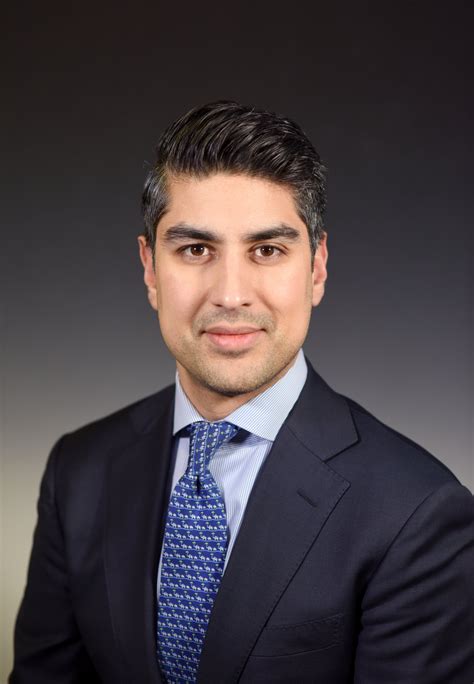 Professional Headshot - ThisPix Passport Photo &amp; Professional Headshot ...