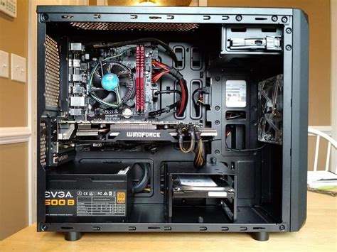 How to Cable Manage A PC: 27 Examples of Good Cable Management