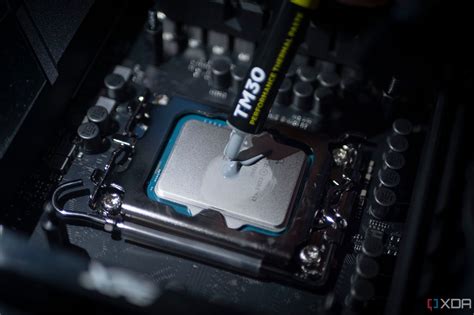 How to apply thermal paste to a CPU