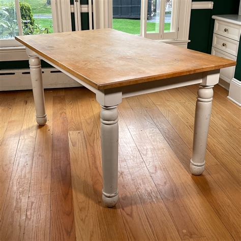 SOLID WOOD KITCHEN TABLE