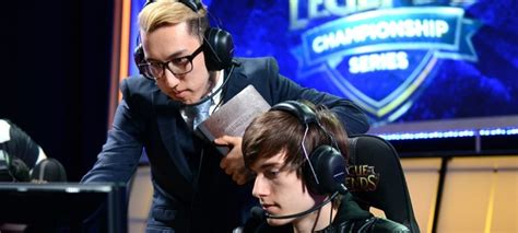 How to become an Esports coach/analyst | Job Spotlights | British ...