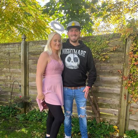 Whatnot - $12.50 pull game loaded with 33 slab psa/cgc slabs. $6 Bounty ...