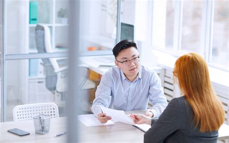 The Negative Impact of Bias on Performance Reviews - Emtrain