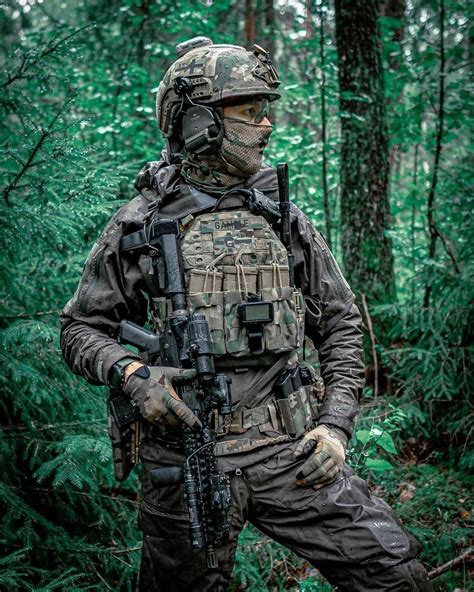 Tactical Medic, Tactical Wear, Tactical Gear Loadout, Airsoft Gear ...