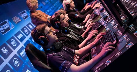 Gamers answer Call of Duty to play for $1m prize money in eSports ...