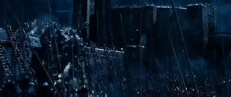 the lord of the rings - Was it reckless to allow Wormtongue to go free ...