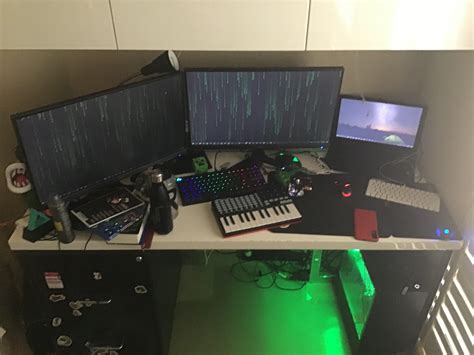 Messy Worst Gaming Setup - 16,212 likes · 54 talking about this. - Ashi ...