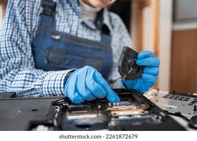 Essential tips for safely cleaning your gaming PC’s fans and components?