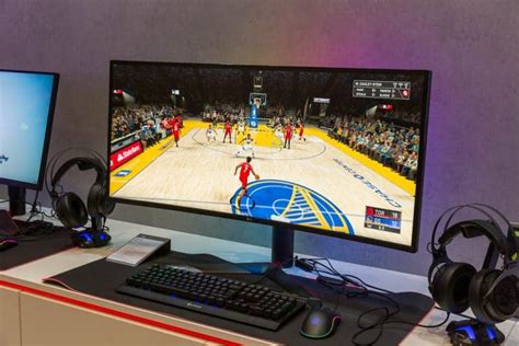 What’s the optimal monitor Hz and resolution for a competitive FPS gaming setup?