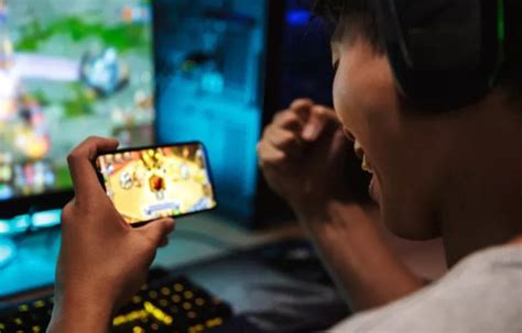 Most popular free online games - The Frisky