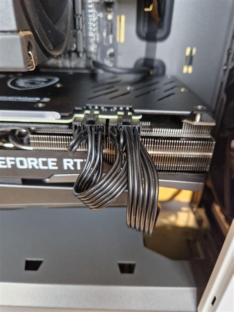 Do the GPU power cables normally look this messy? : r/PcBuild