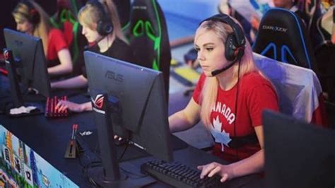 Balancing Esports and Traditional Career: Finding a Path to Success ...