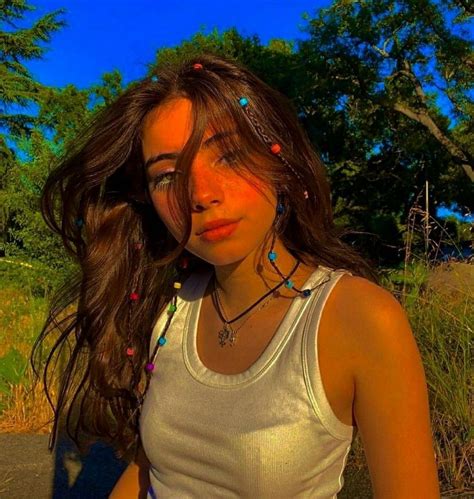 Pin by Andrea☘ on indie city | Indie hair, Indie hairstyle, Indie girl