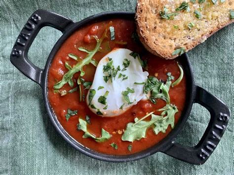 Easy Shakshuka For One - The Mindful Fork