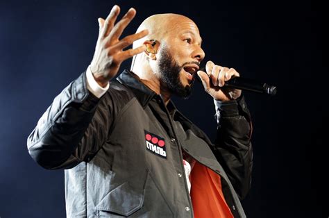 Common Picture 1 - Common Performing at Manchester O2 Ritz