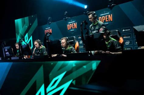 Top 10 Best eSports Teams WorldWide - Nasonga