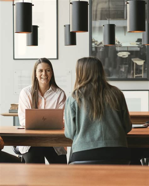 Transparency &amp; Reporting | BESTSELLER