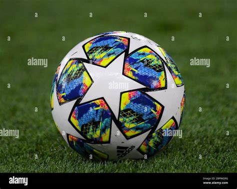 Official uefa match ball hi-res stock photography and images - Alamy