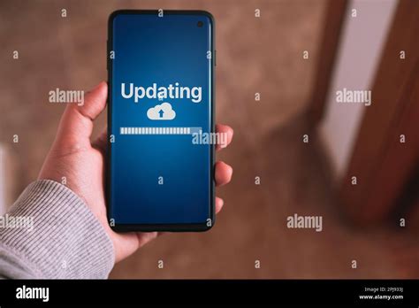 Apps download hi-res stock photography and images - Alamy