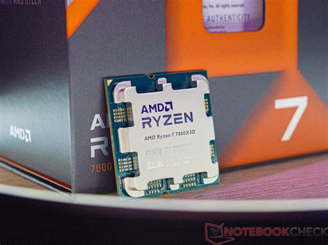 AMD Ryzen 7 7735U vs AMD Ryzen 9 7950X3D vs AMD Ryzen 7 7800X3D