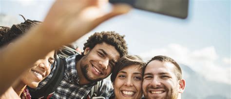 How to become a People Person in 8 simple steps | by Rebeca Gurgel | Medium