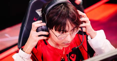 How To Build Your Own Esports Team: Step-by-Step Guide | Fragster