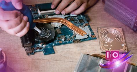 How to Clean a Laptop Fan Using Compressed Air and Vacuum Cleaner ...