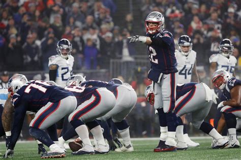 How do pro players maintain mental resilience and avoid tilt in high-stakes esports matches?