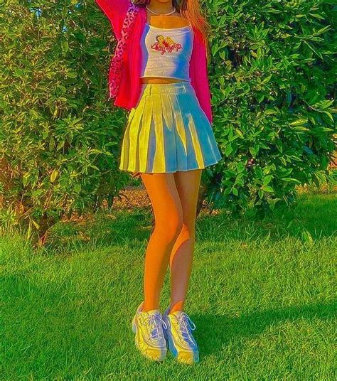 @𝙹𝚊𝚟𝚒𝚎𝚛𝚊_𝚎𝚜𝚖𝚎𝚛𝚊𝚕𝚍𝚊 | Indie outfits, Indie fashion, Indie girl