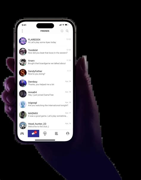 How do we consistently update and re-evaluate live-service game reviews?