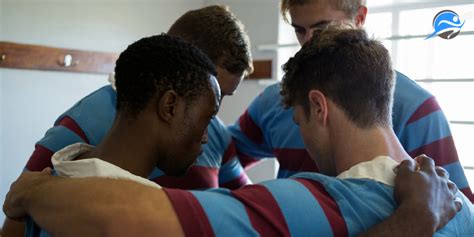 Tips the Pros Use to Build Team Synergy by Hustle Training