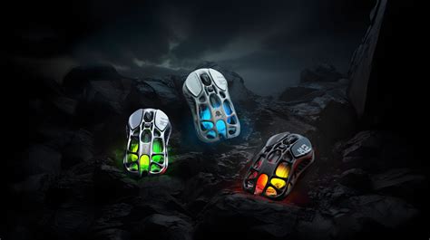 How do I choose the right gaming mouse DPI and polling rate for competitive FPS games?