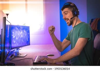 Gamer Footage Stock Photos and Pictures - 160 Images | Shutterstock