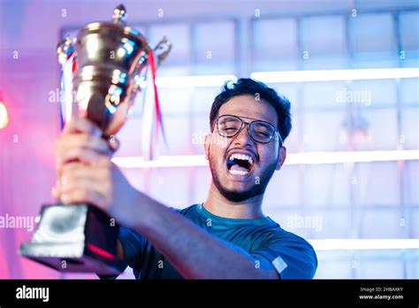 Gaming tournament audience hi-res stock photography and images - Alamy