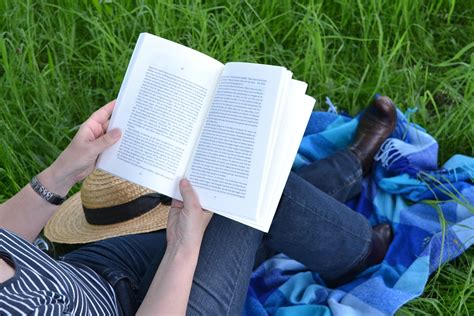 Health Benefits of Reading: Why You Should Read Books – Viral Ventura