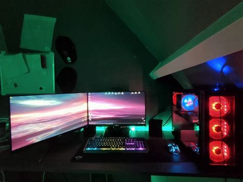 Ultimate Dual Monitor Gaming Setup
