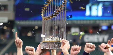 How to manage tilt and maintain focus during high-stakes competitive matches?