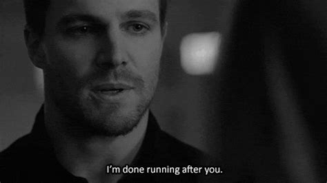 How do you write a spoiler-free gaming guide that still gives actionable boss fight strategies?