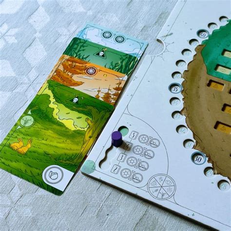 How to keep evergreen game guides updated without constant rewrites for every patch?