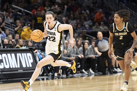Iowa women’s basketball player Caitlin Clark wins National Player of ...