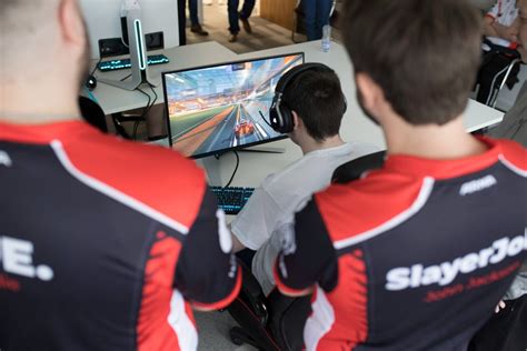 Going Pro: How To Become A Professional Esports Player