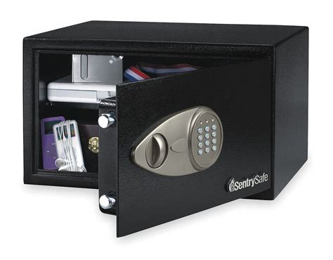 SENTRY SAFE 16 15/16 in x 14 9/16 in x 8 7/8 in Security Safe, Black ...