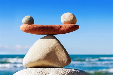 Balancing the Risks and Rewards: The Ongoing Debate Over AI - IEEE ...