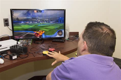 Creating a Custom Adaptive Gaming Setup with Xbox - Helen Hayes Hospital