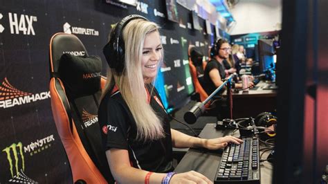 What’s the best path to join a competitive amateur esports team?